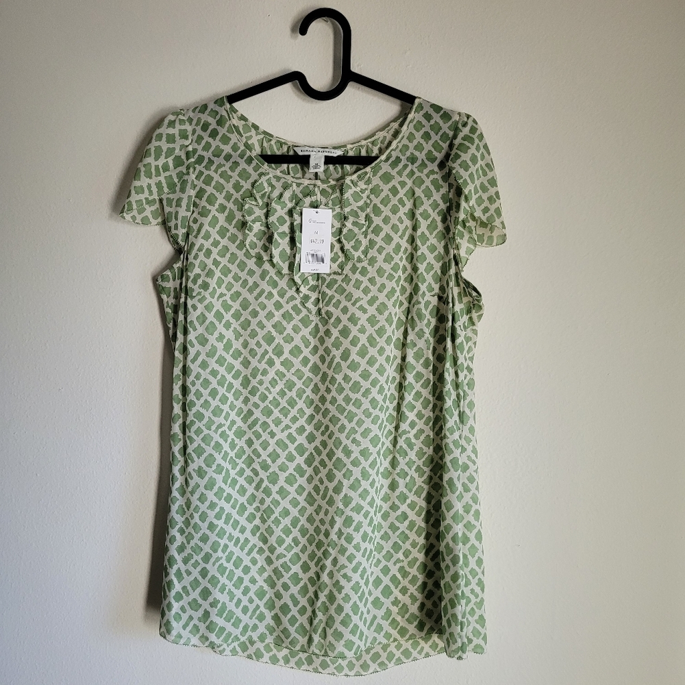 Banana Republic Green Silk Top Patterned Petal Sleeves Size M